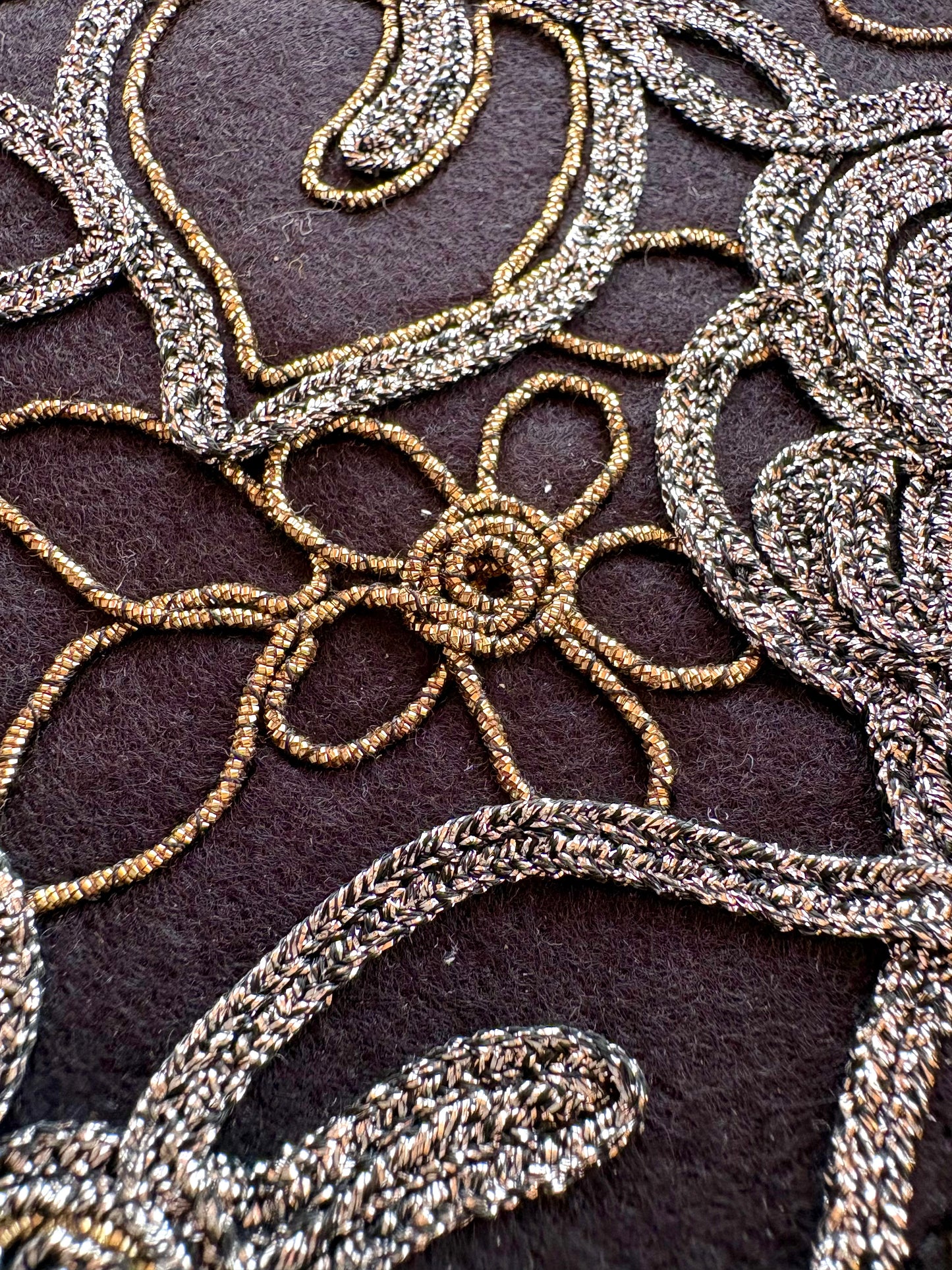 SNH-7000 Twisted glitter thread