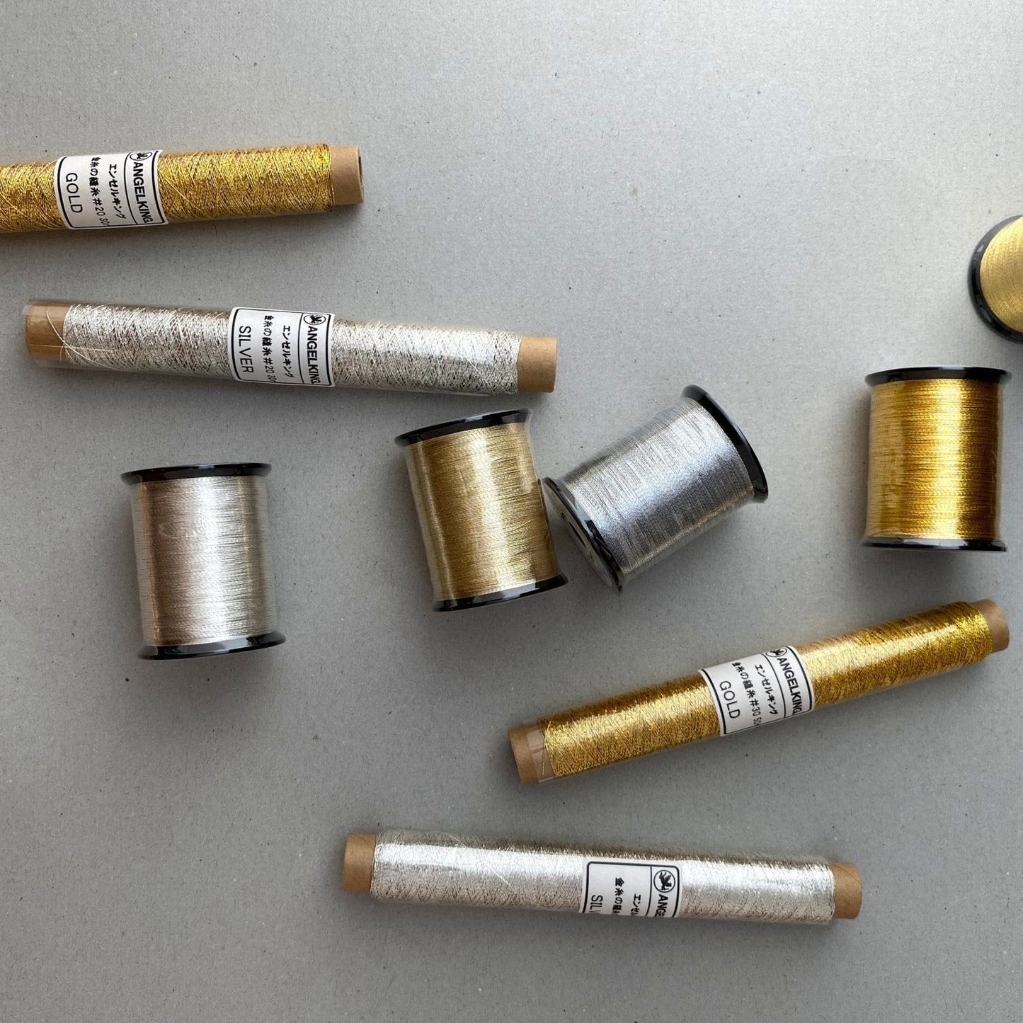 金糸の縫糸20番手シガレット巻 30m