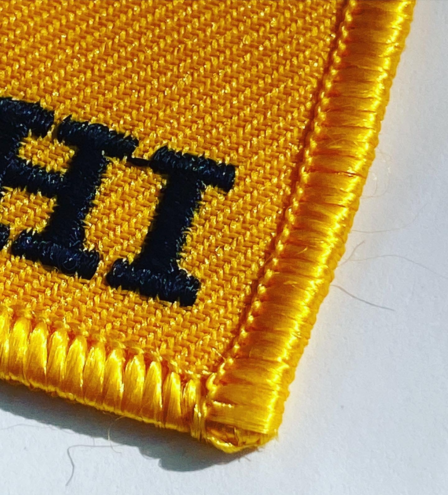 ネーム刺繍・ワッペン作成におすすめなミシン刺繍糸