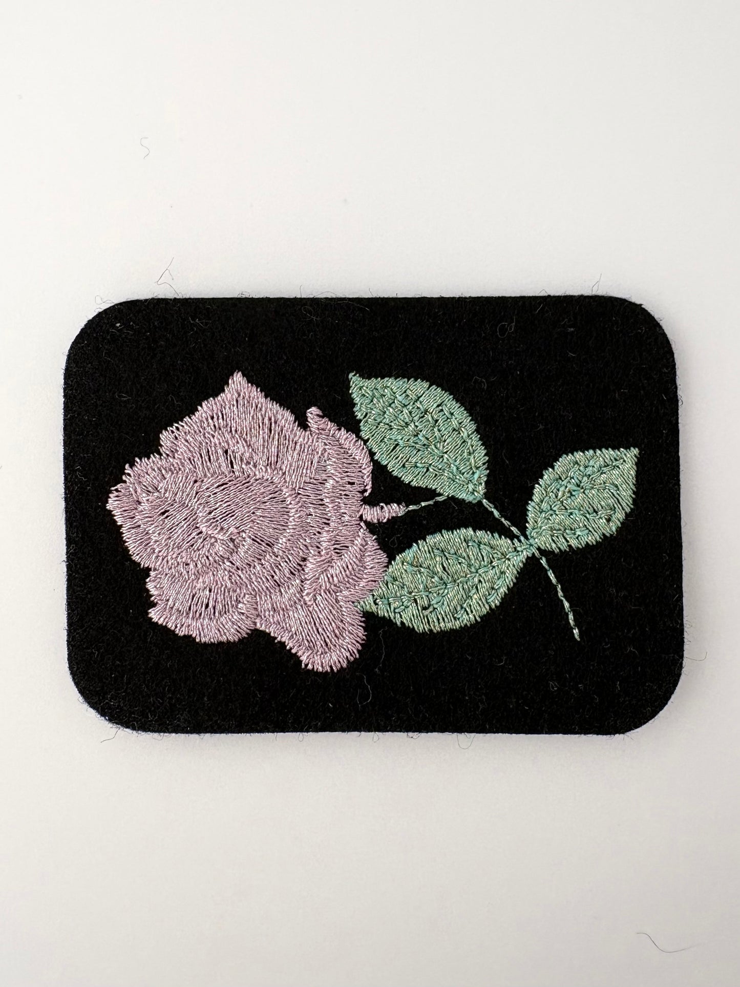 NCカラー蛇腹　工業用ミシン刺繍糸　蛇腹加工メタリック糸　195デニール　3000m　