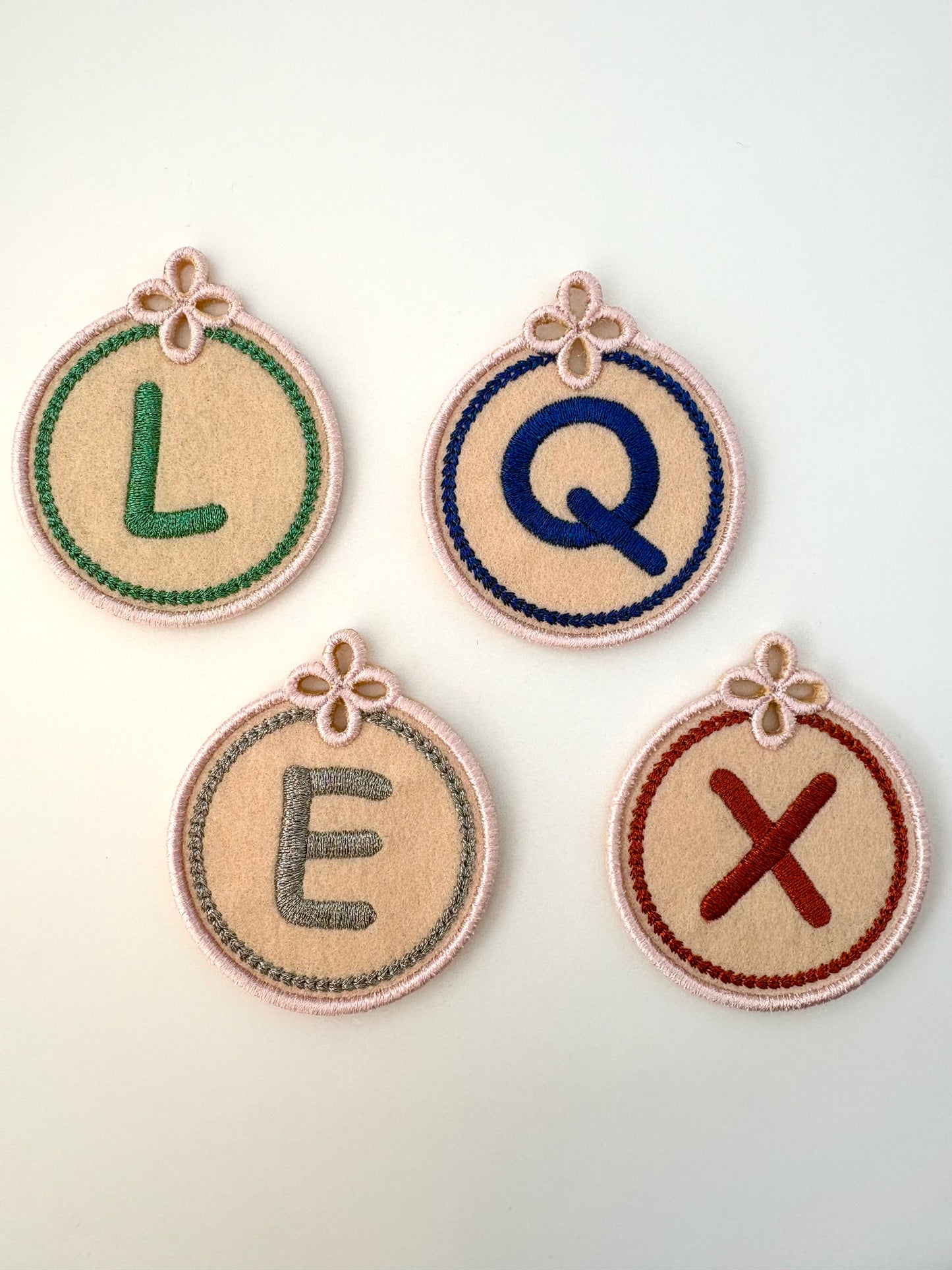 AL color (aluminum vapor deposition film color gold thread) 2000m