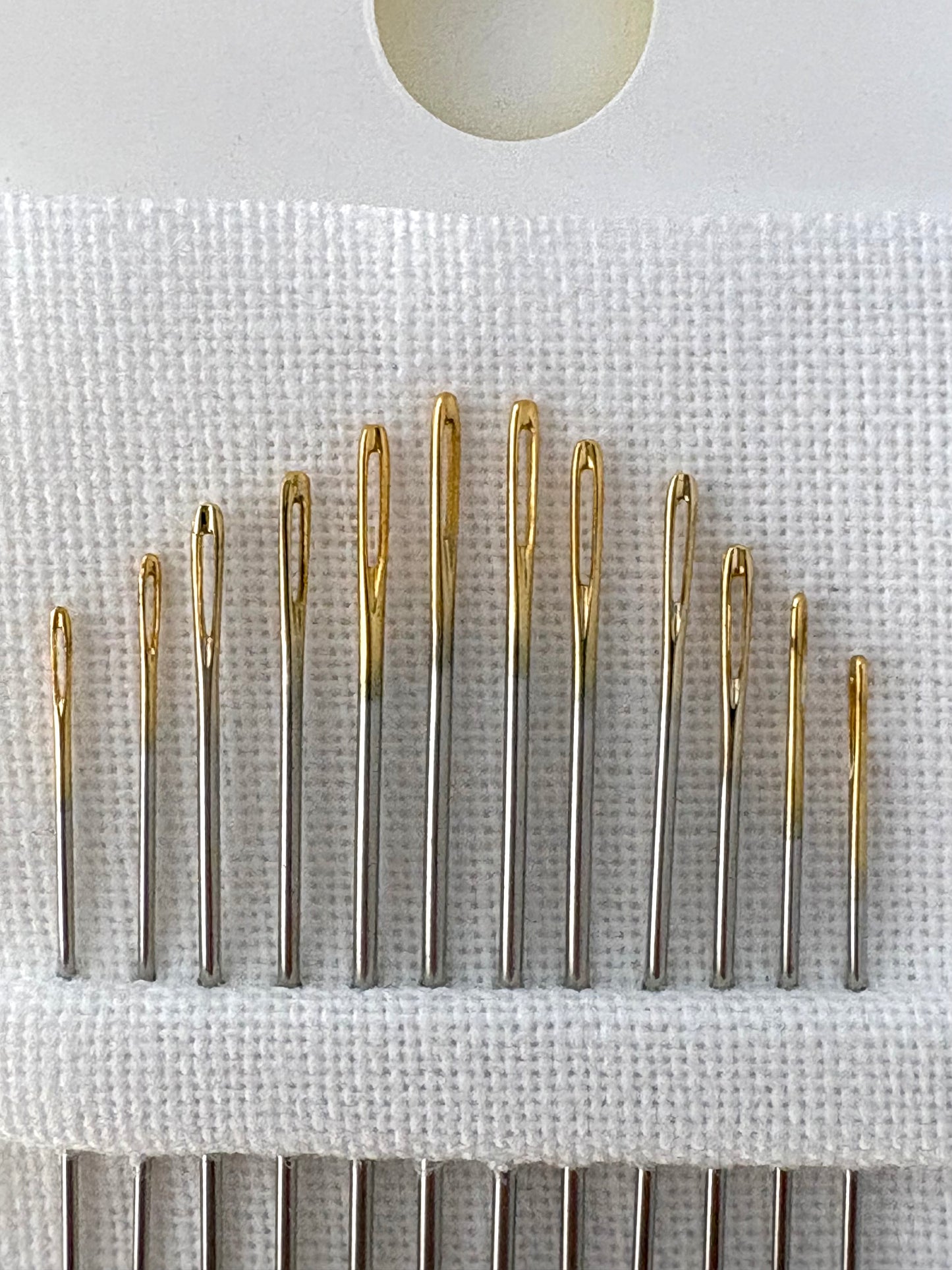 Clover French Embroidery Needles, Sizes 7-10 (Assorted), Set of 12, Made in Japan