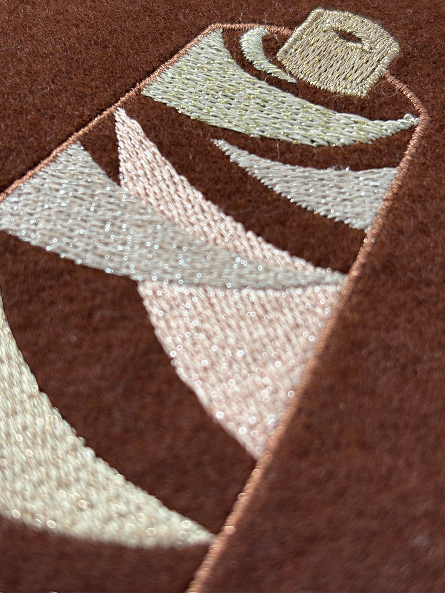 ラメステージ工業用ラメミシン刺繍糸　3000m　【色番が選べます】