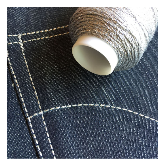 ステッチ＆ステッチ　工業用ミシン刺繍・縫製可　ラメ糸